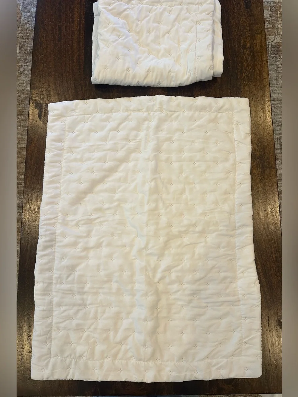 Bedsure Queen White Quilted Bedspread Set - Classic Hotel-Style Bedding